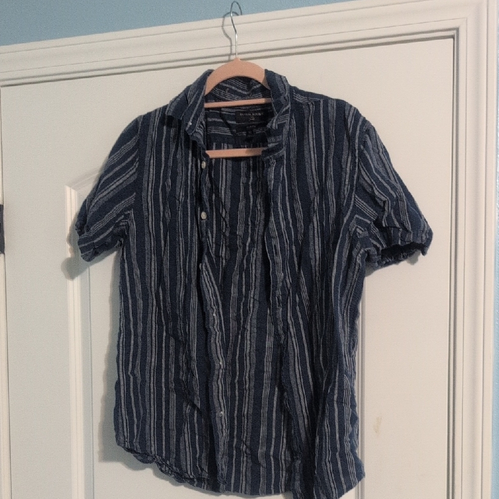 Banana Republic Blue Striped Casual Button Down Shirt